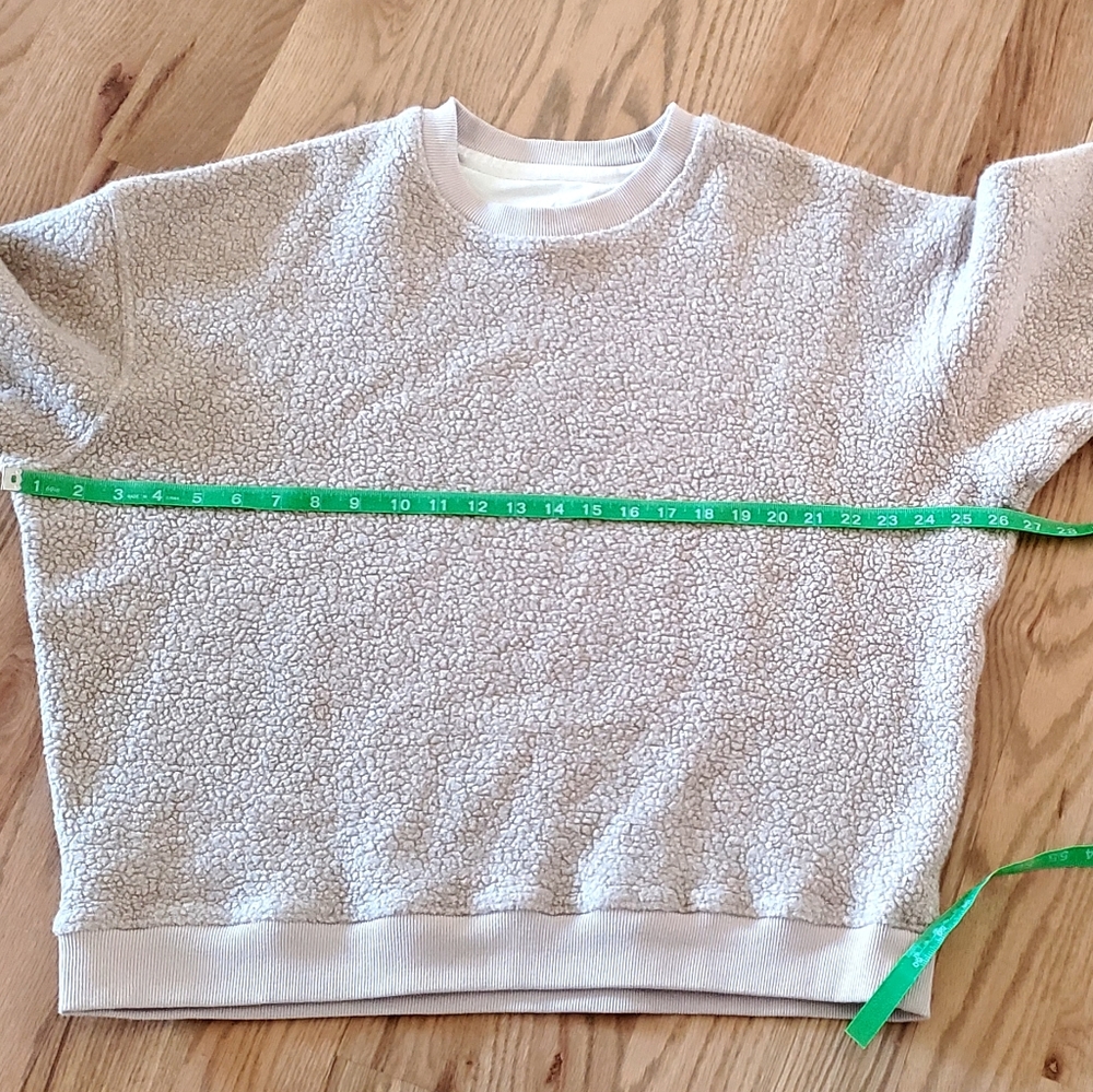 Outdoor Voices Mega Fuzzy Wool Fleece Crewneck Pullover, Oatmeal, XL, EUC - Picture 5 of 15